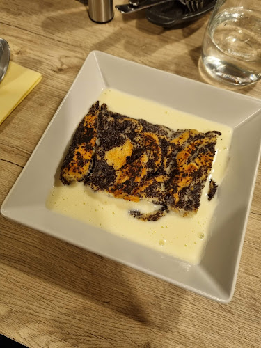 Budapest, Szent István tér 6, 1042