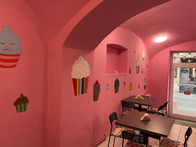 Opinii despre Cupcake Cafe în Eger - Vendéglátás