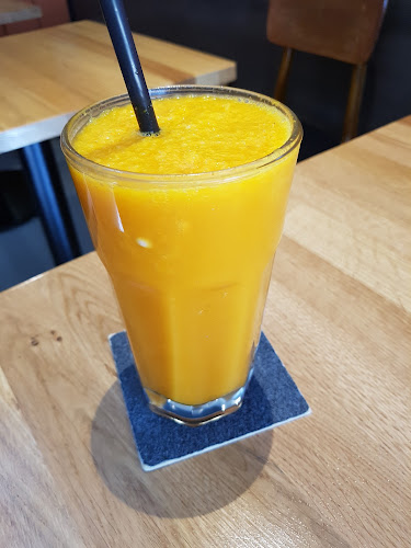 Pesti Burger és Bár - Vendéglátás