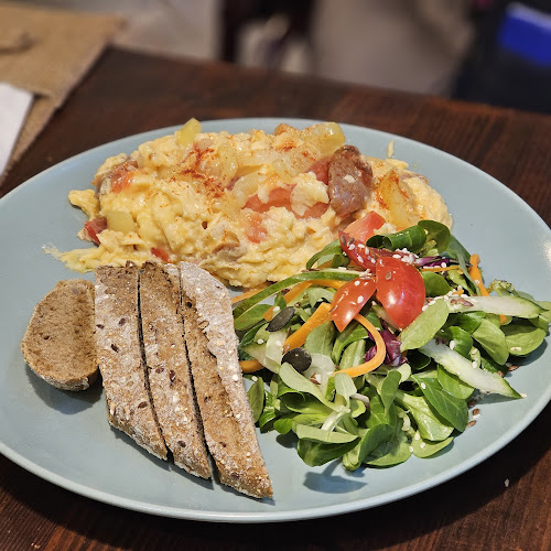 Comentarii opinii despre Cosy Café Budapest