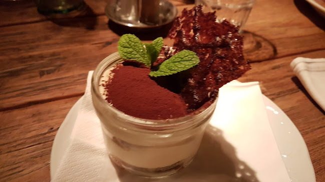 Opinii despre Tom George Osteria în Budapest - Vendéglátás