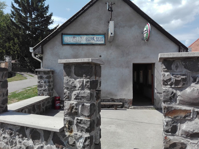 Opinii despre Egerbocs Vadvirág Söröző în Egerbocs - Vendéglátás