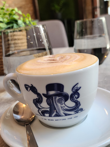 Opinii despre kotyogós. brew bar în Győr - Vendéglátás