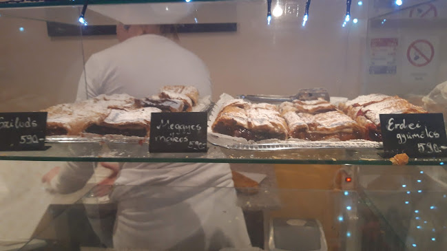 Monarchia Rétesház - Zebegény