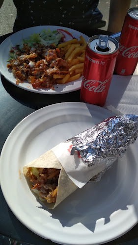 Opinii despre Babylon Gyros în Sárvár - Vendéglátás