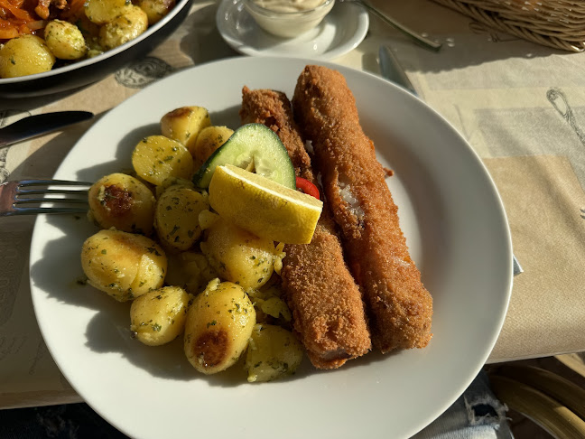 Opinii despre Négy Muskétás Étterem în Budapest - Vendéglátás