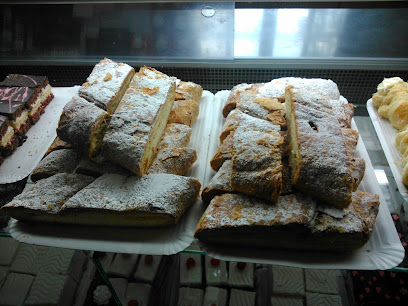 Chef & Cake (Édenkert cukrászda)