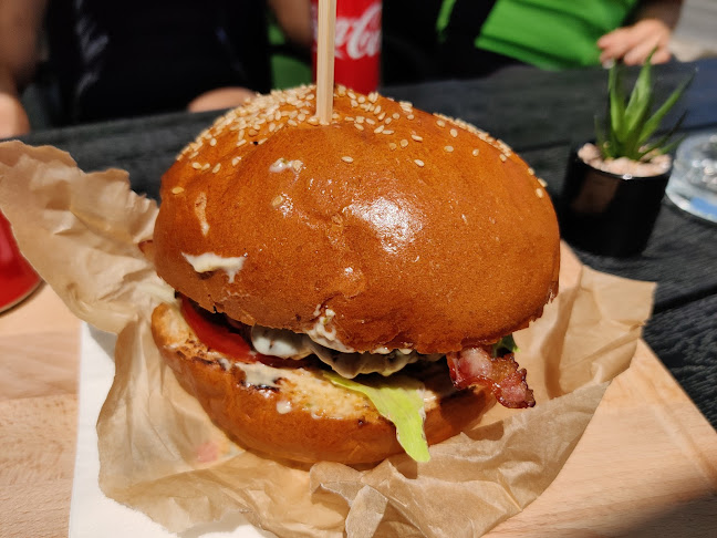 Comentarii opinii despre Tony's Burger