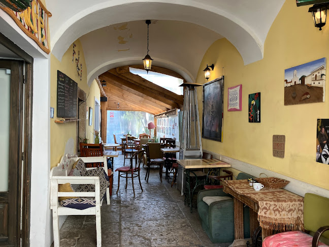 Folt kávézó - Vendéglátás