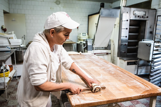 NEMES PÉKSÉG - Vendéglátás