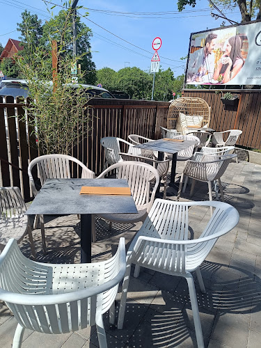 Cziniel Cukrászda és Találkozóhely - Vendéglátás