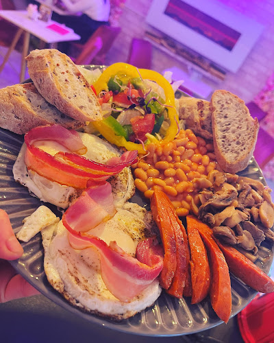 Comentarii opinii despre Süti Café