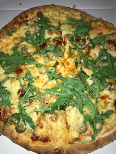 Santos Étterem és Panzió - Vendéglátás