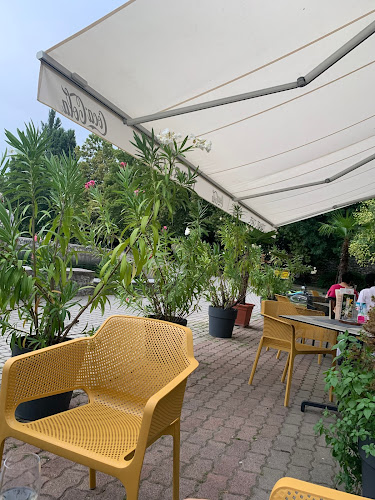 Comentarii opinii despre Tópart Café