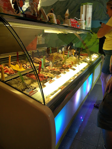 Artigiana Gelati - Vendéglátás