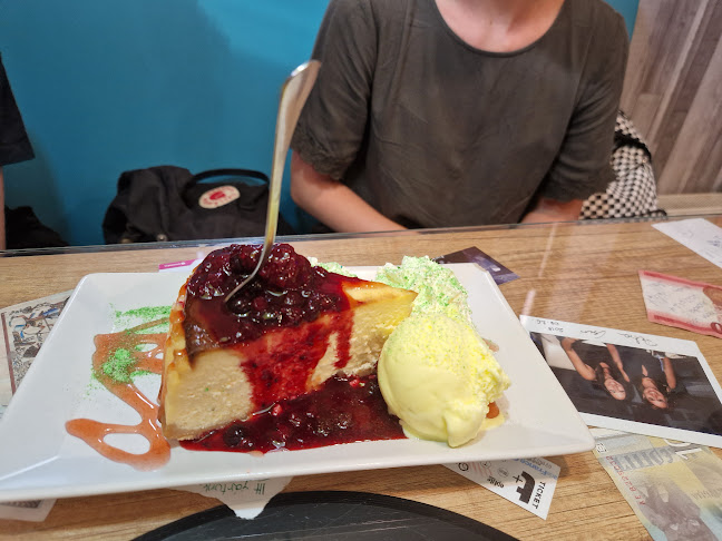 Opinii despre Johnny's Bistro Buda în Budapest - Vendéglátás