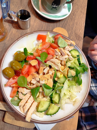 Comentarii opinii despre Coyote Coffee & Deli