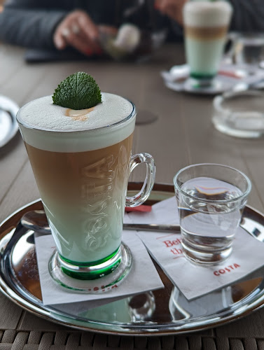 Lévai Garden - Caffe& Eis, Faházak, udvari kellékek