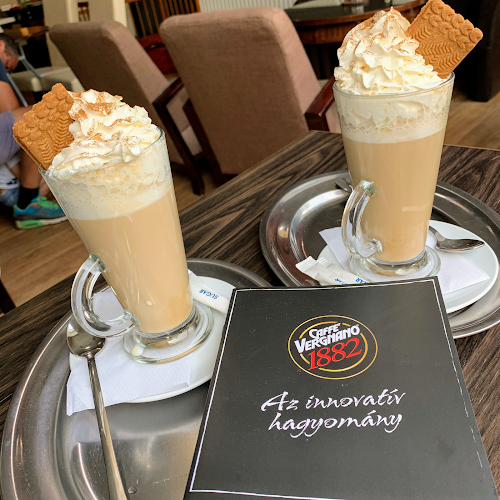 Bor & Bazsalikom Pizzéria, Étterem