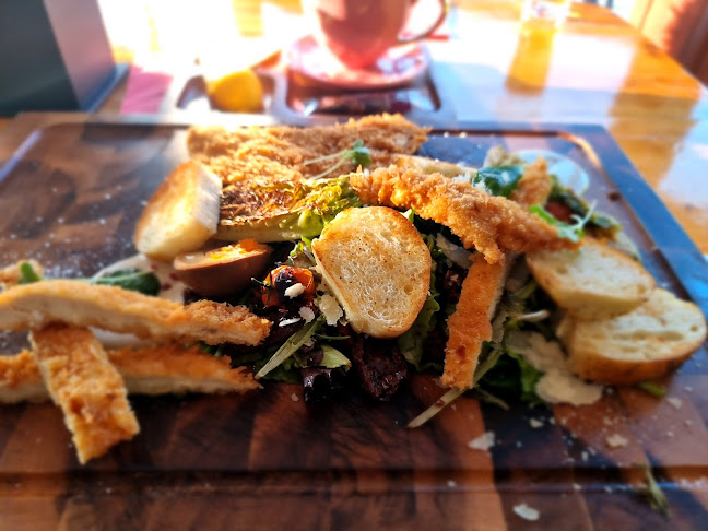 Comentarii opinii despre Balcsi Falatozó-Átmenetileg zárva, újranyitás 2025.október!Addig a Tölgyfa Étterem&Pub-ban tartunk nyitva!