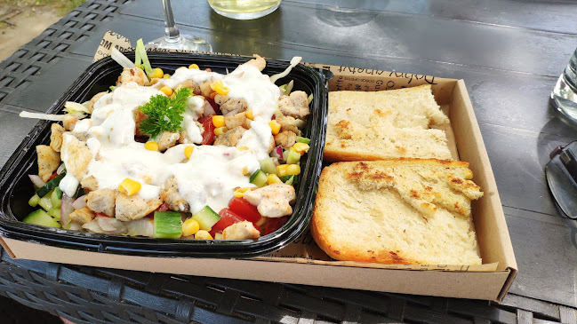 Balatonfenyves, Balaton-Part u. 8, 8646