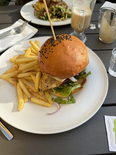 Opinii despre Dorothea Bistro & Café în Szentendre - Vendéglátás