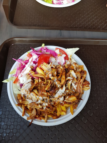 Comentarii opinii despre Basa büfé