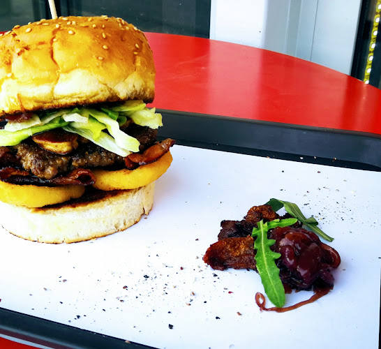 Opinii despre Burger Station în Budapest - Vendéglátás