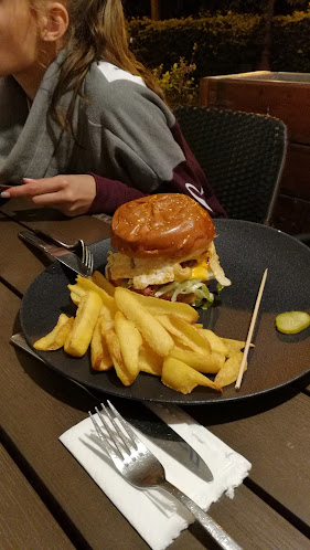 Belga Étterem és Söröző - Vendéglátás