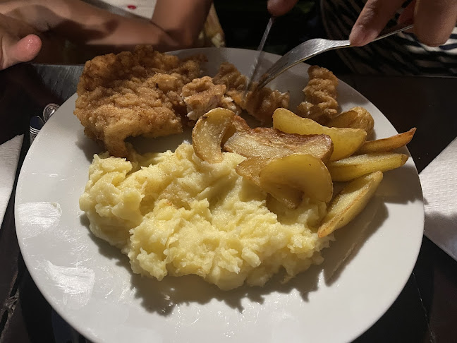 Family kisvendéglő