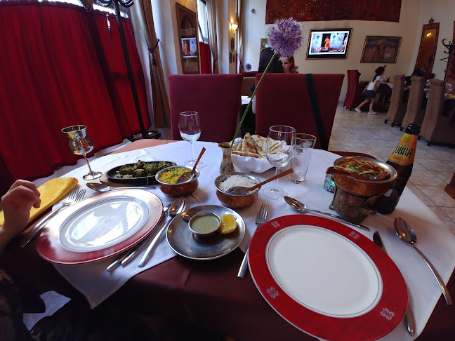 Taj Mahal Étterem - Vendéglátás