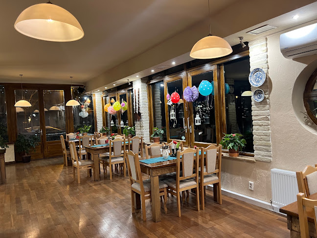 A Platán - Étterem és Terasz a Városligetnél - Vendéglátás