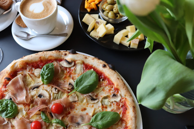 Pannonhalmi Borterasz és Borbár - Győr