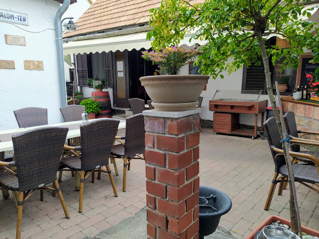 Comentarii opinii despre Gulyás udvar Étterem