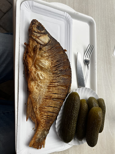 Opinii despre Halas Karcsi Büféje ( Best fish place at Balaton) în Zamárdi - Vendéglátás