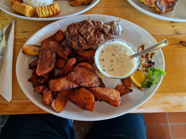 Bucka Pub Steak House - Vendéglátás