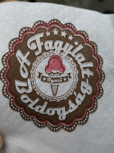 Dolce Vita fagyizó - Vendéglátás