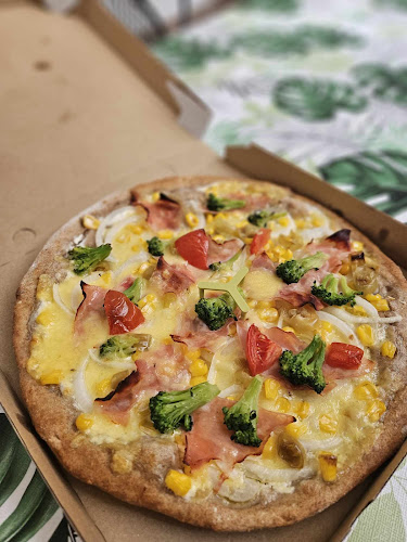 Comentarii opinii despre Pizzeria Gastro Salamone Kft.