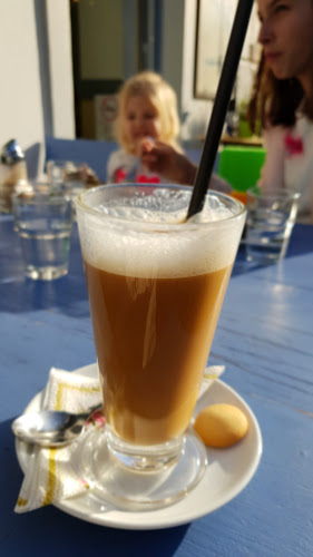 Kedves Cukrászda és Reggeliző