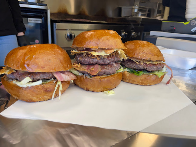 Snicli Büfé Hamburgeres - Rábapatona