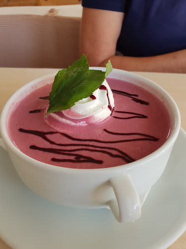 Comentarii opinii despre Gomba Étterem és Pizzéria