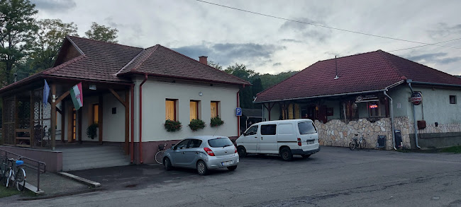 Berek kocsma és Nemzeti Dohánybolt - Váraszó