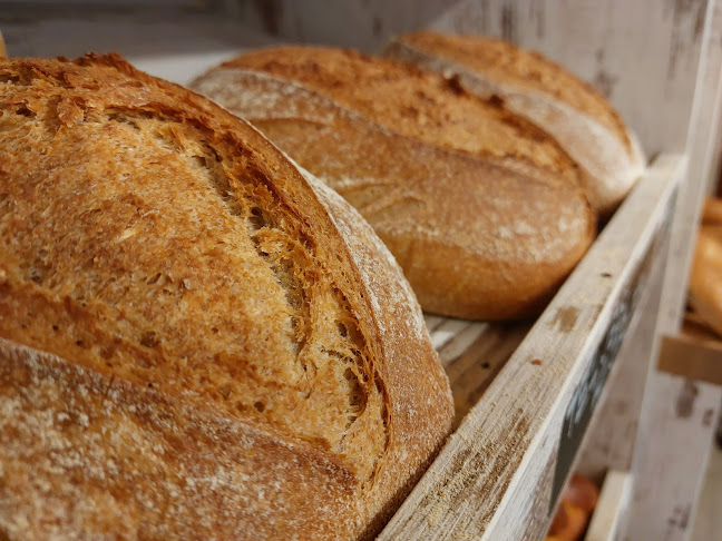 Comentarii opinii despre Petrus Péksége kovászos, kézmūves pékség