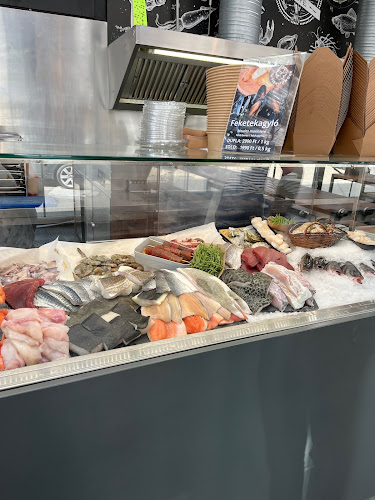 Opinii despre Dokk Büfé în Budaörs - Vendéglátás