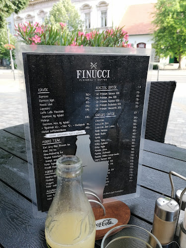 Nagykőrös, Széchenyi tér 1, 2750