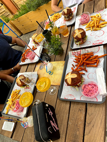 Comentarii opinii despre Jolly Roger's