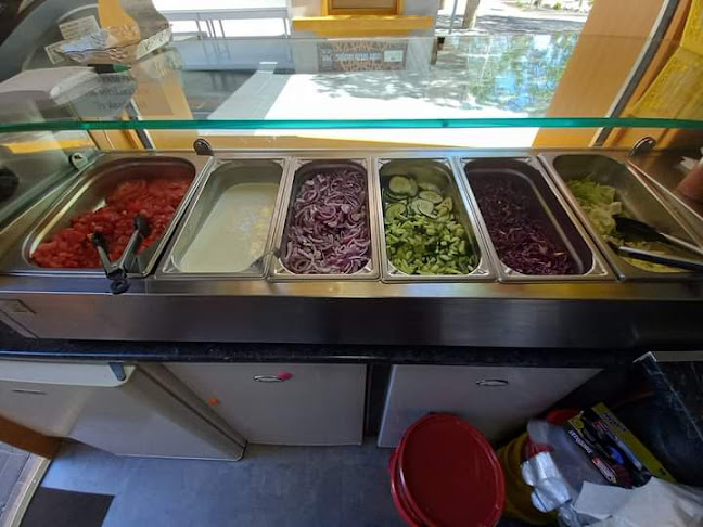 Comentarii opinii despre Hami-Gyros Büfé