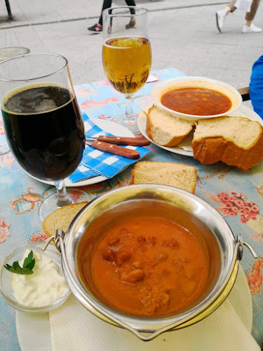 Budapest, Váci u 45, 1056