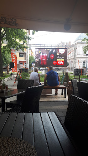 Korzó Kávéház - Vendéglátás