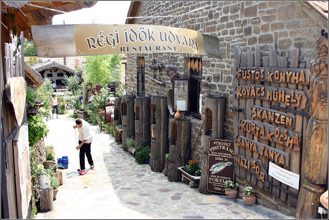 Comentarii opinii despre Régi Idők Udvara Skanzen és Étterem